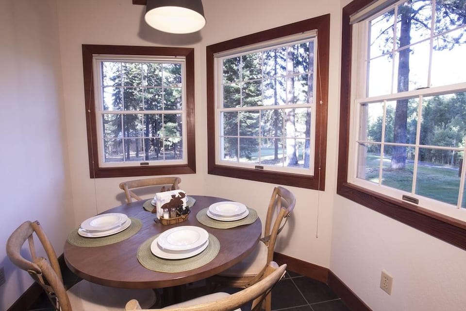 Northstar Luxury Lodgepole 4 Bedroom Home by RedAwning Hotel in Northstar Drive