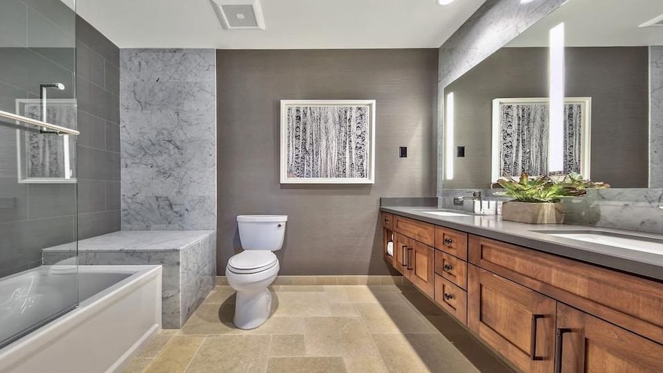 LuxuryÂ 4br  Steps From Heavenly Village & Gondola 4 Bedroom Condo by RedAwning Hotel in Stateline