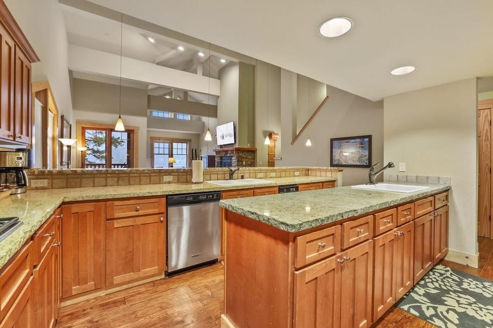 Grandeur at Elevation 3 Bedroom Loft 3 Condo Hotel in Kirkwood