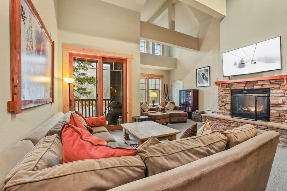 Grandeur at Elevation 3 Bedroom Loft 3 Condo Hotel in Kirkwood