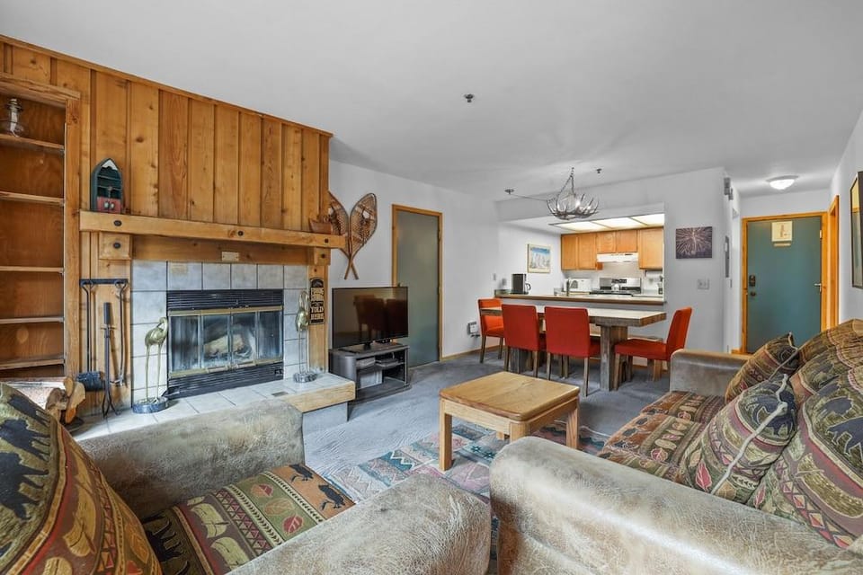 Cozy Kirkwood Condo â The Meadows 2 Bedroom 2 Condo by RedAwning Hotel in Kirkwood