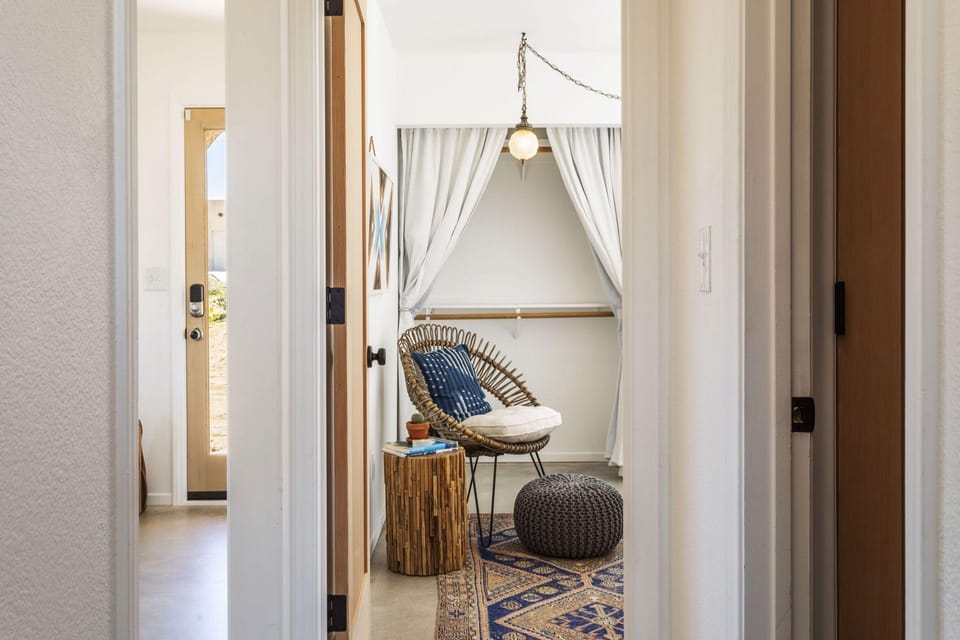 Twilight Terrace - Relax In Style 2 Bedroom Home by RedAwning Hotel in Joshua Tree