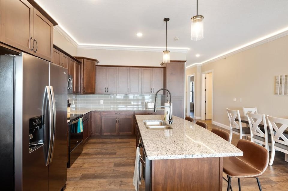 Brand New Complex, Central Location, Amazing Views Hotel in Osage Beach