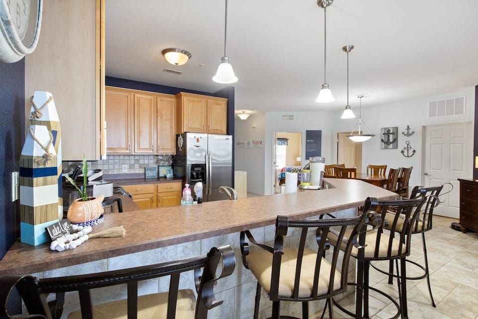 Nautical-inspired Lakefront Unit w/ Awesome Views Hotel in Osage Beach