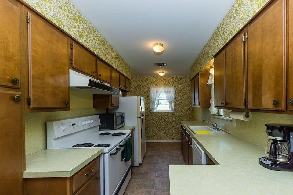 Omas Haus 2 Bedroom Home by RedAwning Hotel in Fredericksburg