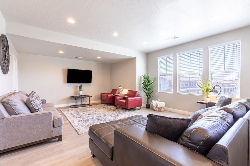 Sun Haven At The Casitas In Sienna Hills 4 Bedroom Townhouse by RedAwning Hotel in Washington
