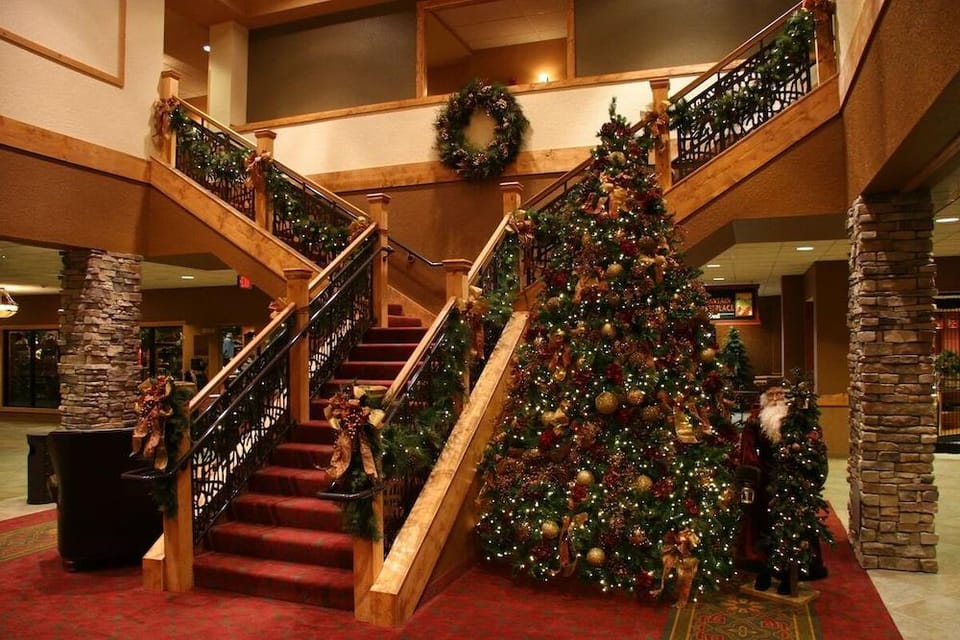 River Lodge Suites Hotel in Sevierville