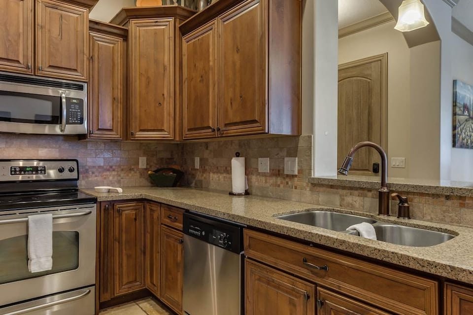 The At Coral Springs Resort 3 Bedroom Apts by RedAwning Hotel in Washington