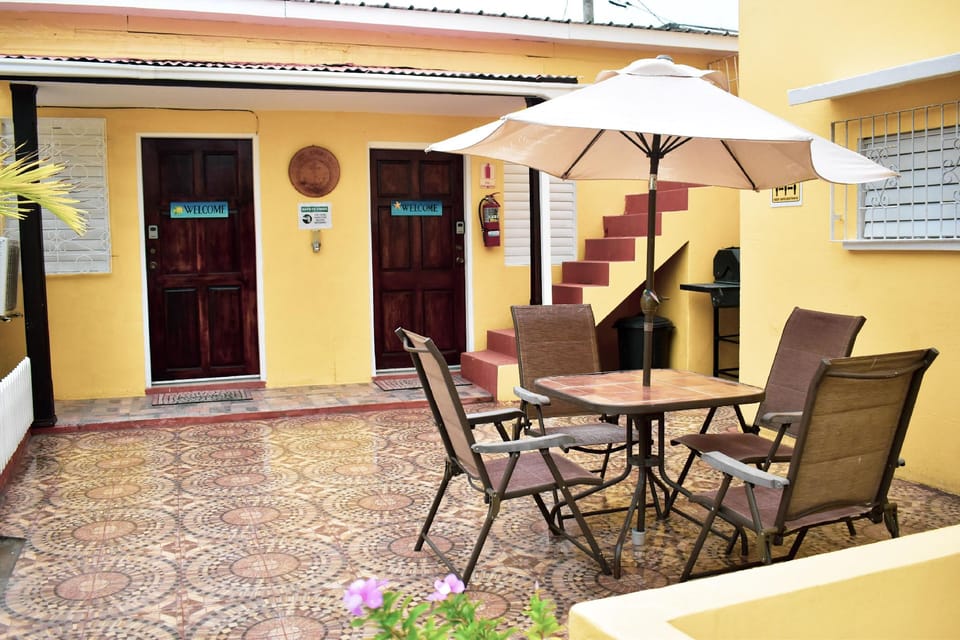 Sir Angel's Guesthouse Hotel in Belize City