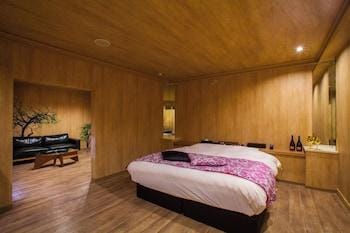 HOTEL elLle - Adults Only Hotel in Japan