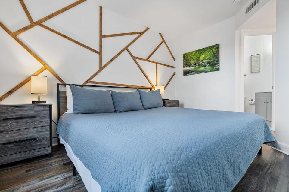 The Summit 5307 / INDOOR AND OUTDOOR POOLS Hotel in Gatlinburg