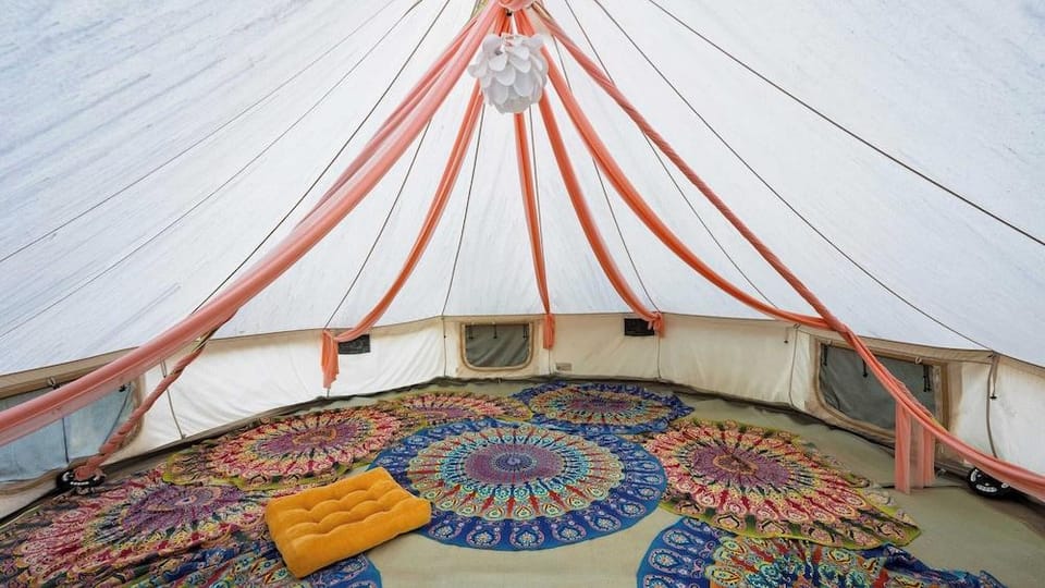 10-acre Wellness Retreat, Pool, Sauna, Ceremony Tent Fable Sonoma by Avantstay Hotel in Santa Rosa