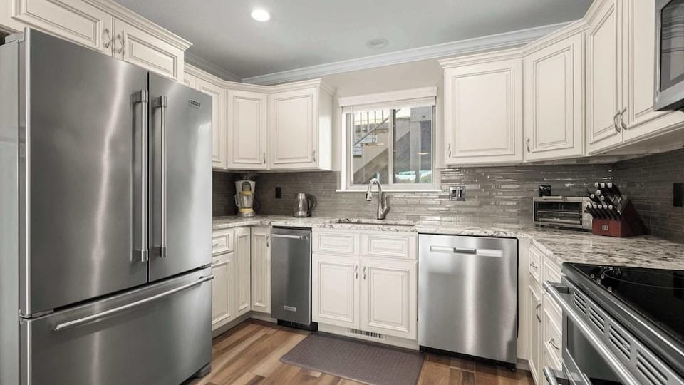 Lakeside Haven - Condo for 8 Hotel in Lake of the Ozarks