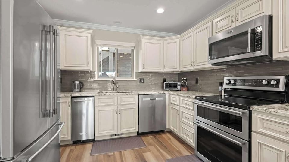 Lakeside Haven - Condo for 8 Hotel in Lake of the Ozarks