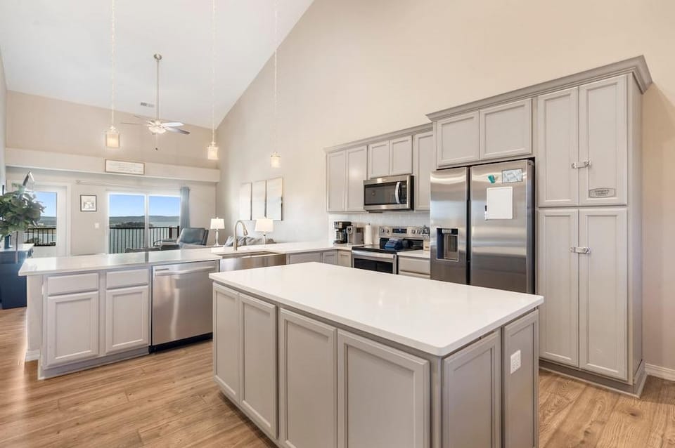 The Lakeview Penthouse 10ppl Hotel in Branson