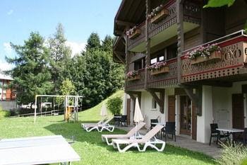 Les Chalets d'Adelphine Hotel in Les Gets
