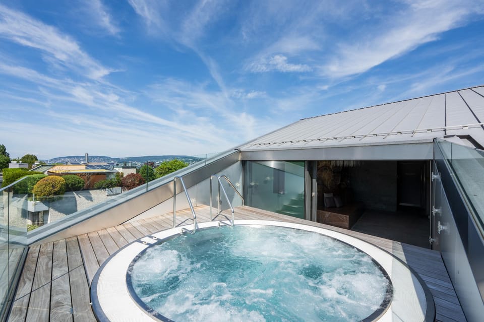 Hotel Belvoir Lake View & Spa Hotel in Canton of Zurich