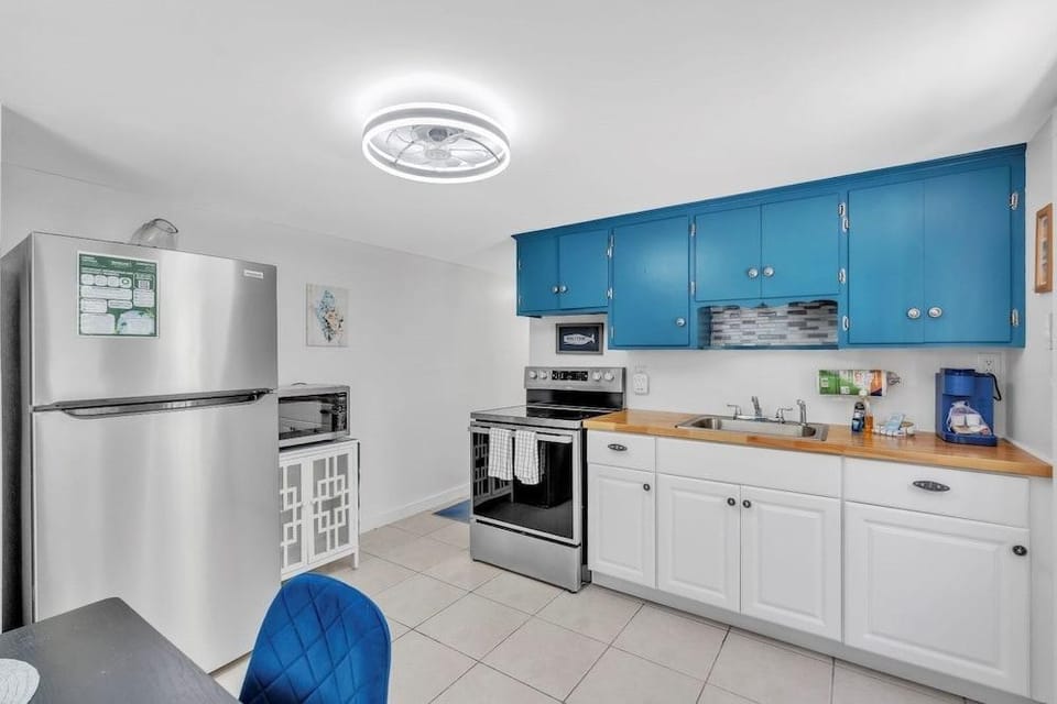 Conch Cottage 1 Bedroom Villa by RedAwning Hotel in Bradenton Beach