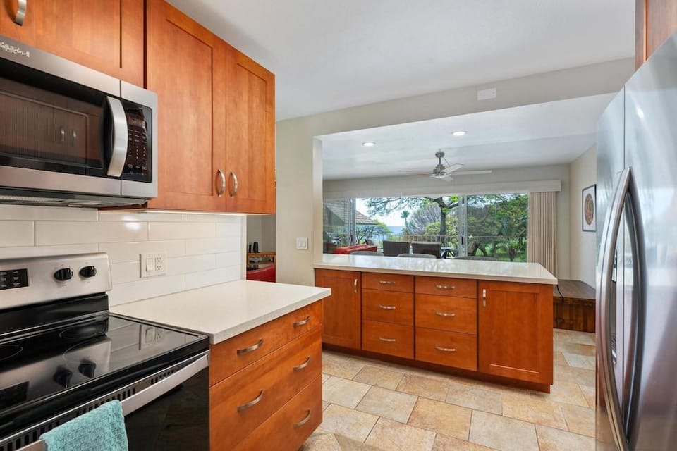 Big Island Keauhou Akahi 408 2 Bedroom Condo Hotel in South Kona