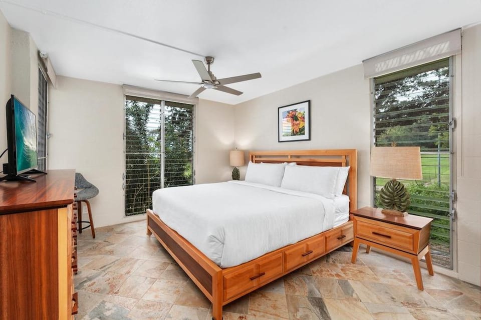 Big Island Keauhou Akahi 408 2 Bedroom Condo Hotel in South Kona