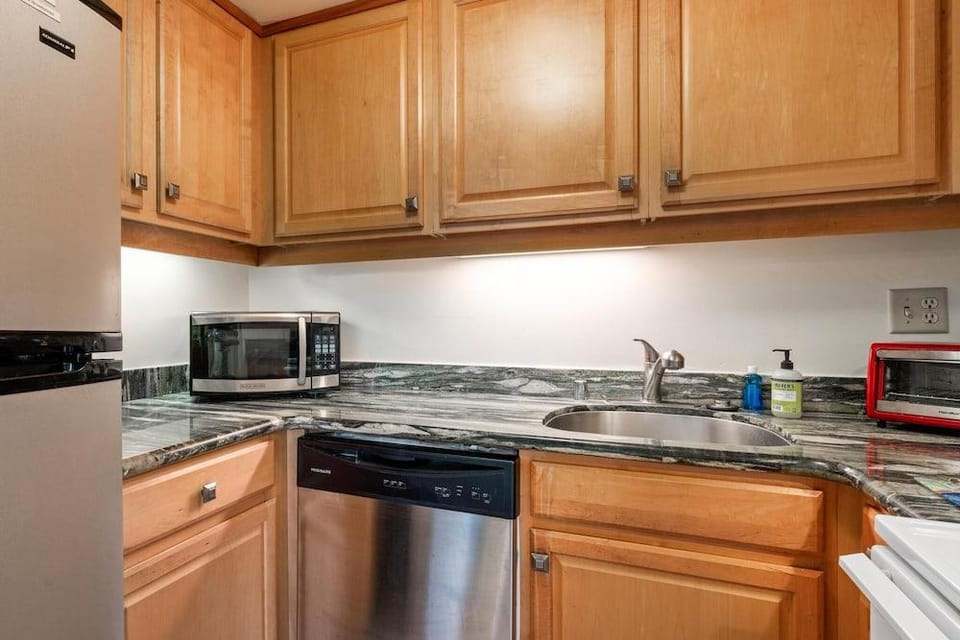 Big Island Kona Plaza by Coldwell Banker Island Vacations Hotel in Holualoa