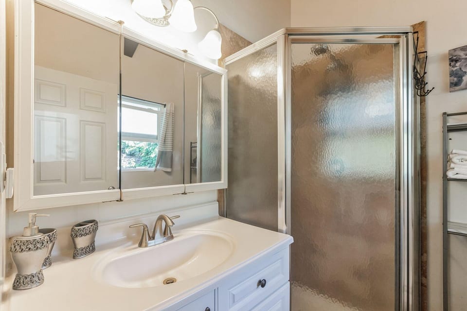 Cozy Sunset Views W/ Lanai - Close To Beach 1 Bedroom Home by RedAwning Hotel in Kalaoa