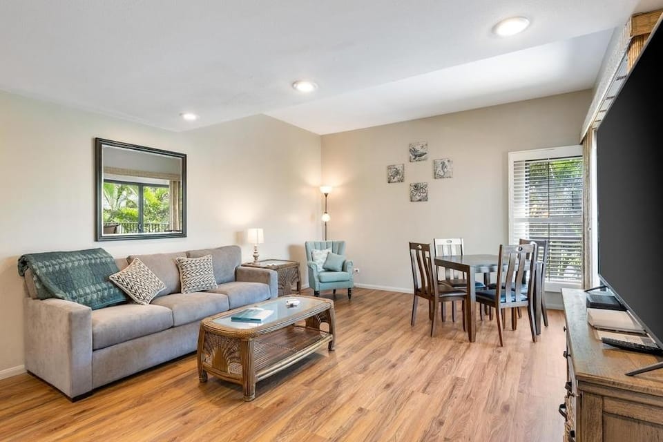 Big Island Royal Sea Cliff 401 2 Bedroom Condo Hotel in Holualoa