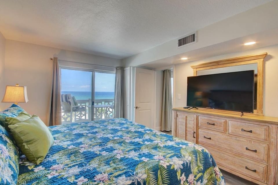 457 El Matador 2 Bedroom Condo by RedAwning Hotel in Okaloosa Island