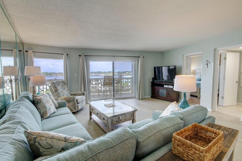554 El Matador 1 Bedroom Condo by RedAwning Hotel in Okaloosa Island