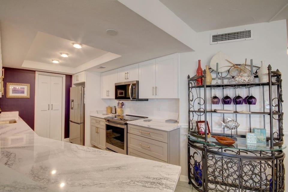 434 El Matador 1 Bedroom Condo by RedAwning Hotel in Okaloosa Island
