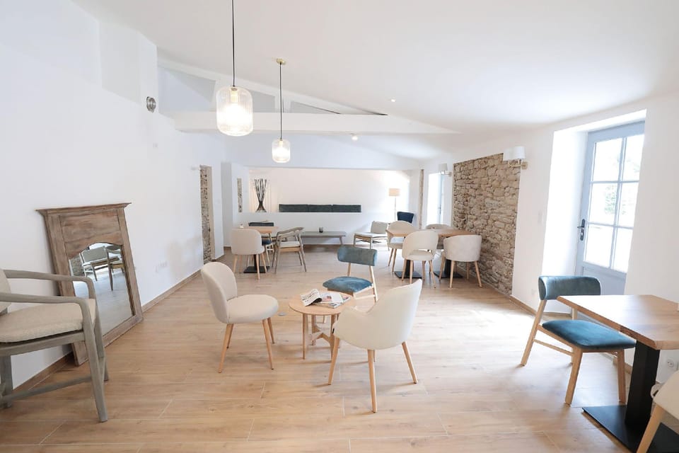 Pierres Blanches Hotel in Pays de la Loire