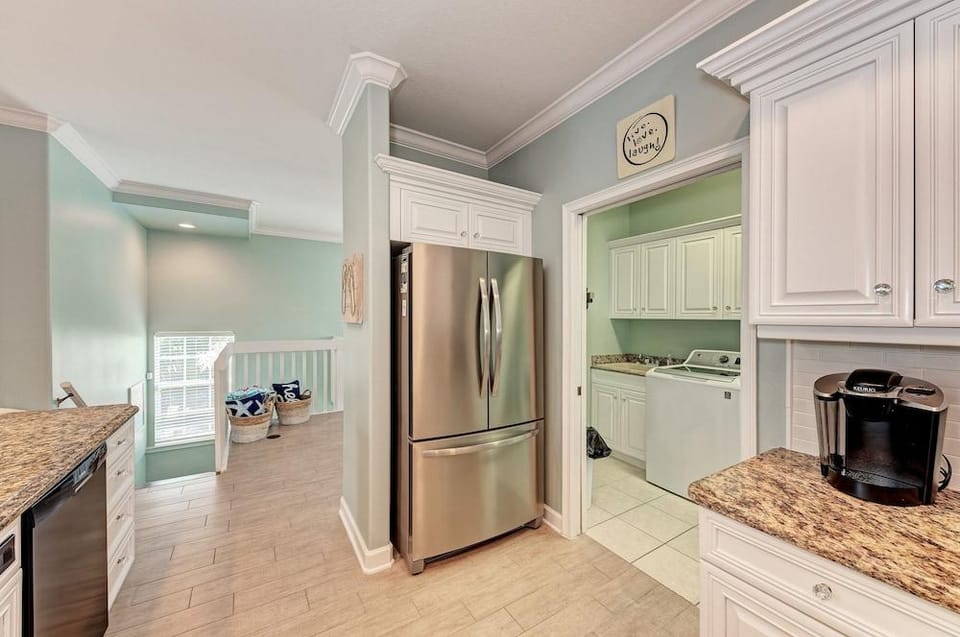 Kickback Cabana managed by Beach Retreats Hotel in Holmes Beach