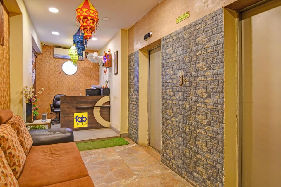 Hotel O by OYO Crown Aura Hotel in Kolkata