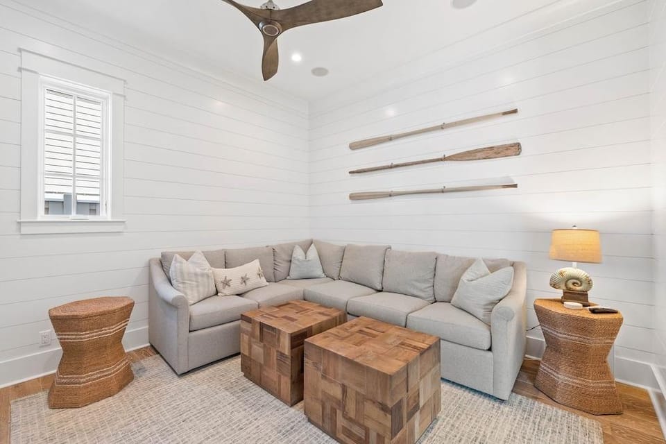 Summer Villa 274 Pompano Street 7 Bedroom Home by RedAwning Hotel in Inlet Beach