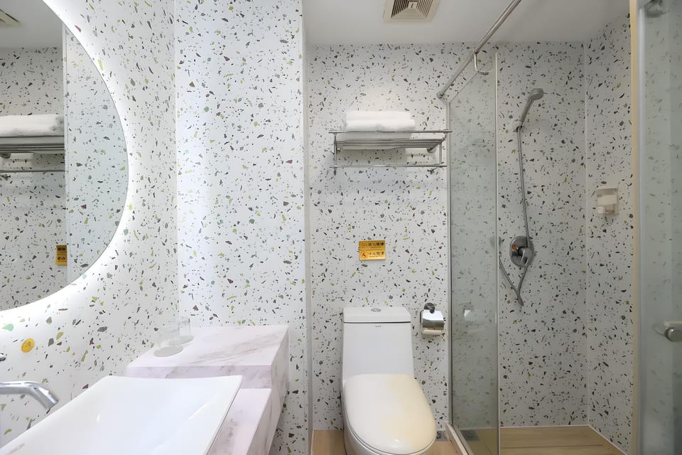 Ruidu Business Hotel (Leqing Liushi) Hotel in Zhejiang