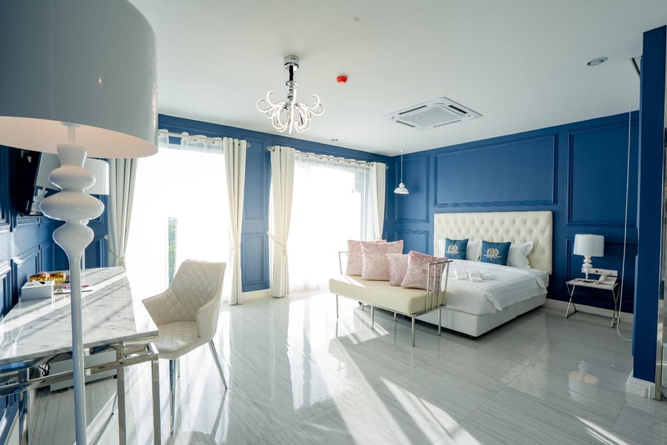Suite room