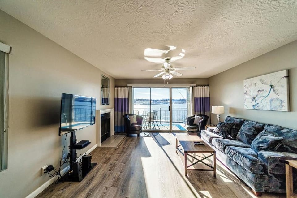 Osage Oasis Unmatched Views, Convenient Location Hotel in Osage Beach