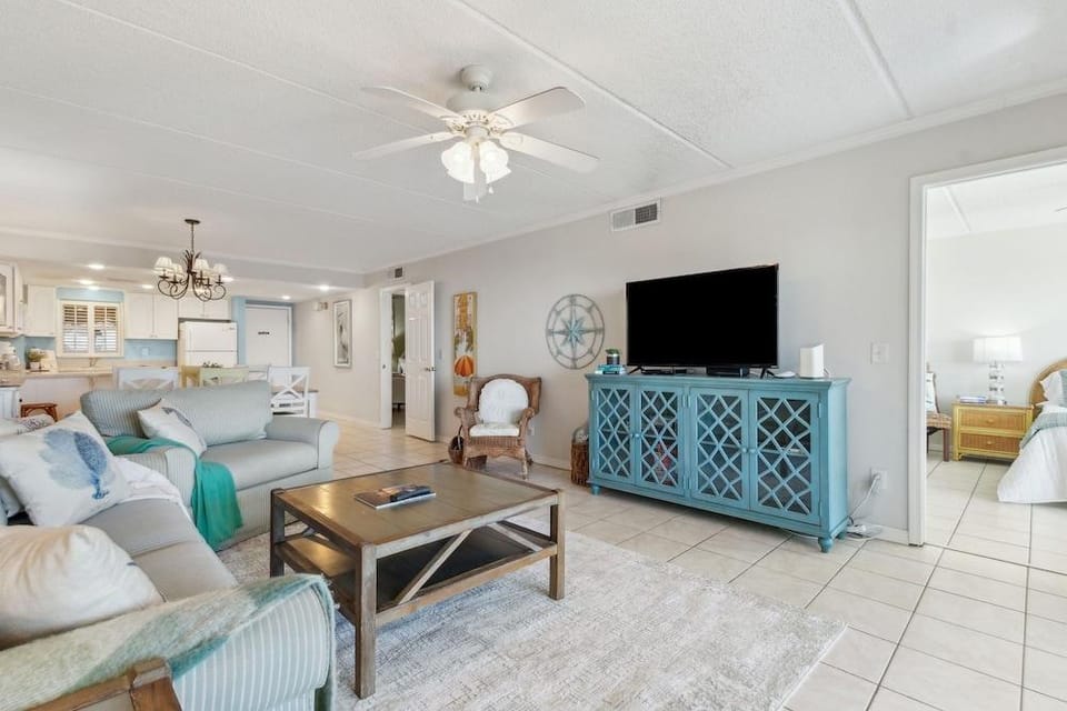 Condo with Atlantic View from Private Patio, Short Walk to the Beach by RedAwning Hotel in Fernandina Beach