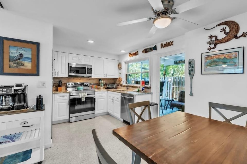 Beach N Bay 204 1 Bedroom Villa by RedAwning Hotel in Anna Maria Island