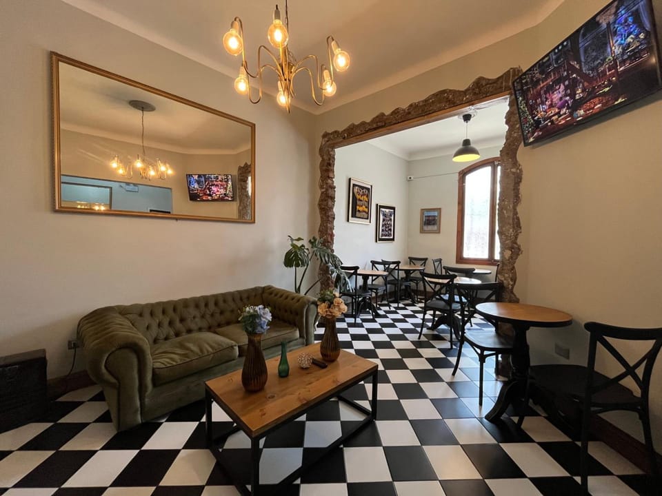 Shared lounge/TV area