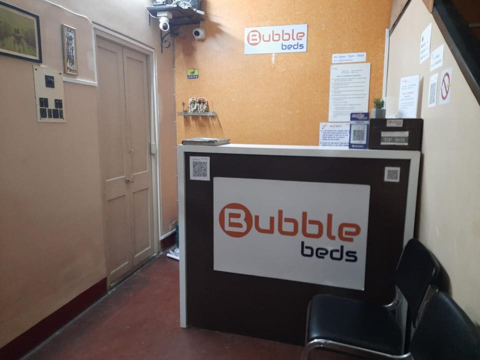 Bubble Beds Kolkata Hostel in Kolkata