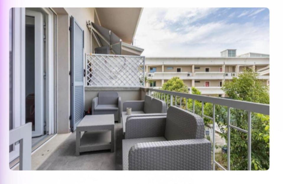 Maxi House Hotel in Desenzano del Garda