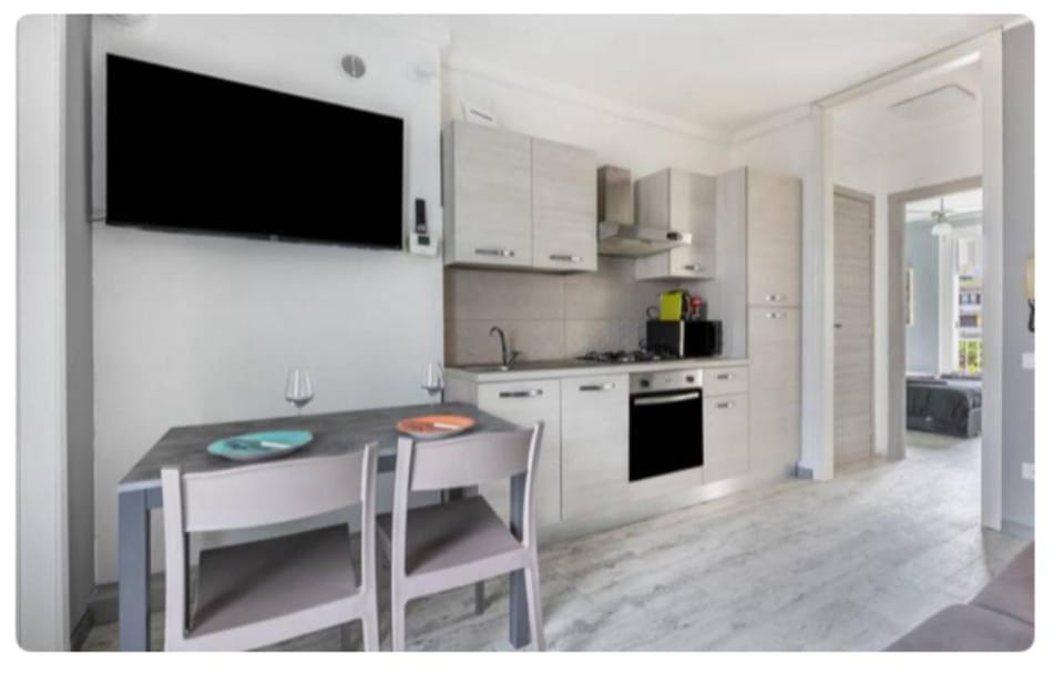 Maxi House Hotel in Desenzano del Garda