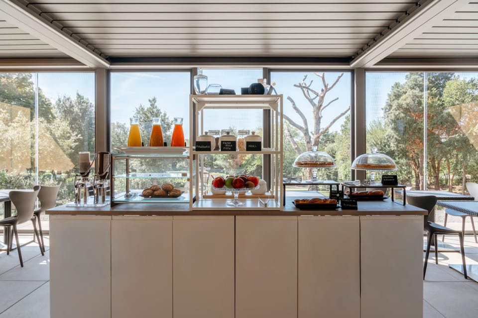 Hotiday Toscana Riparbella Hotel in Tuscany