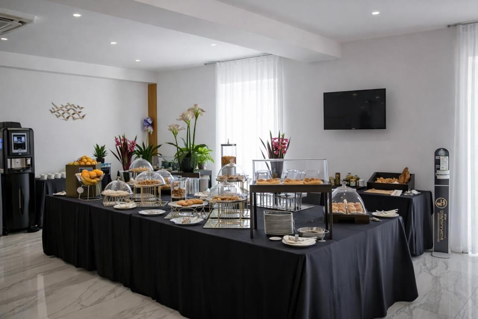 Hotiday Pozzuoli Hotel in Pozzuoli