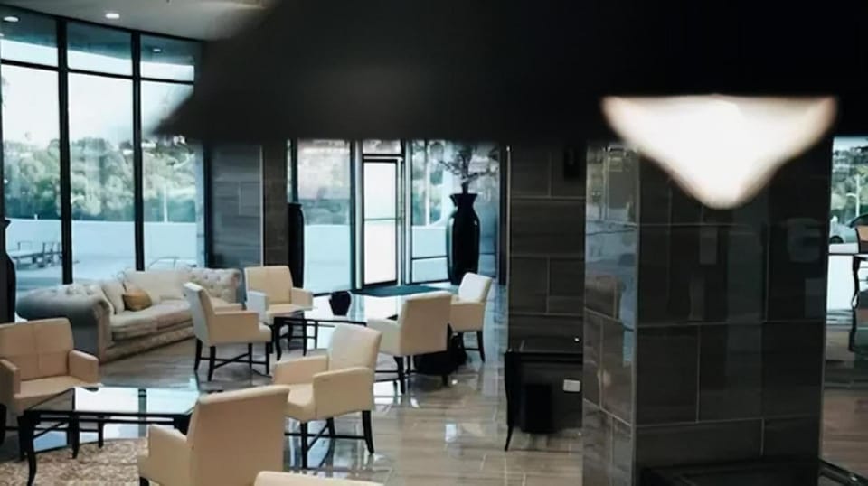 Shared lounge/TV area