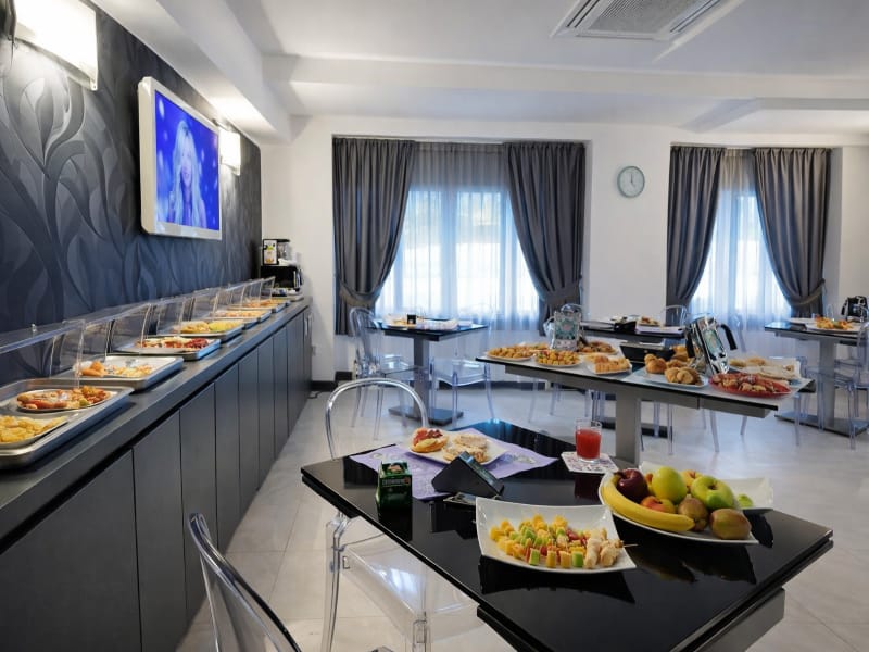 Hotiday Napoli Porto Hotel in Naples