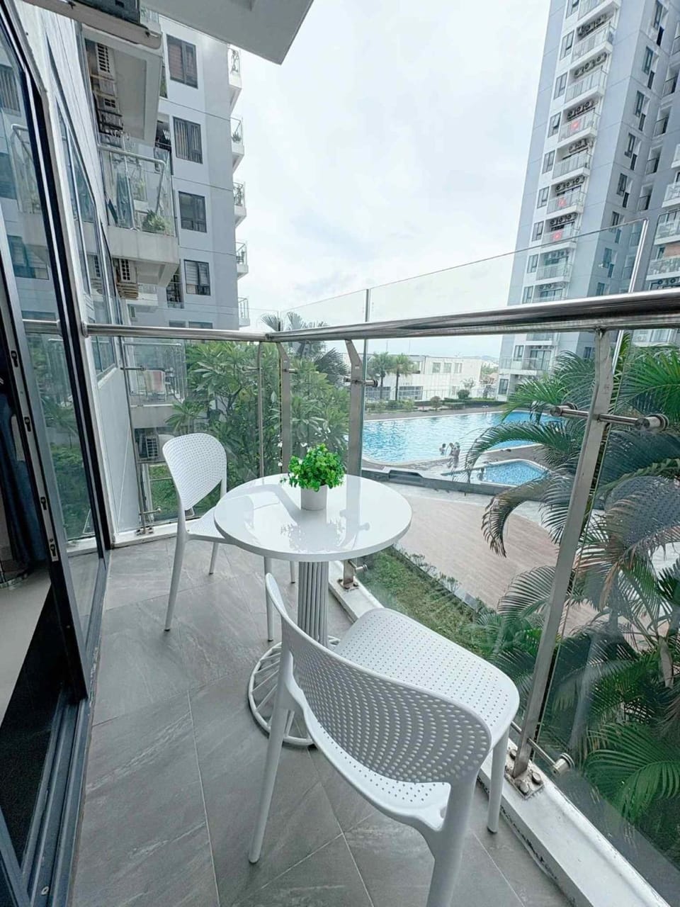 Hien Apartment Hotel in Laos
