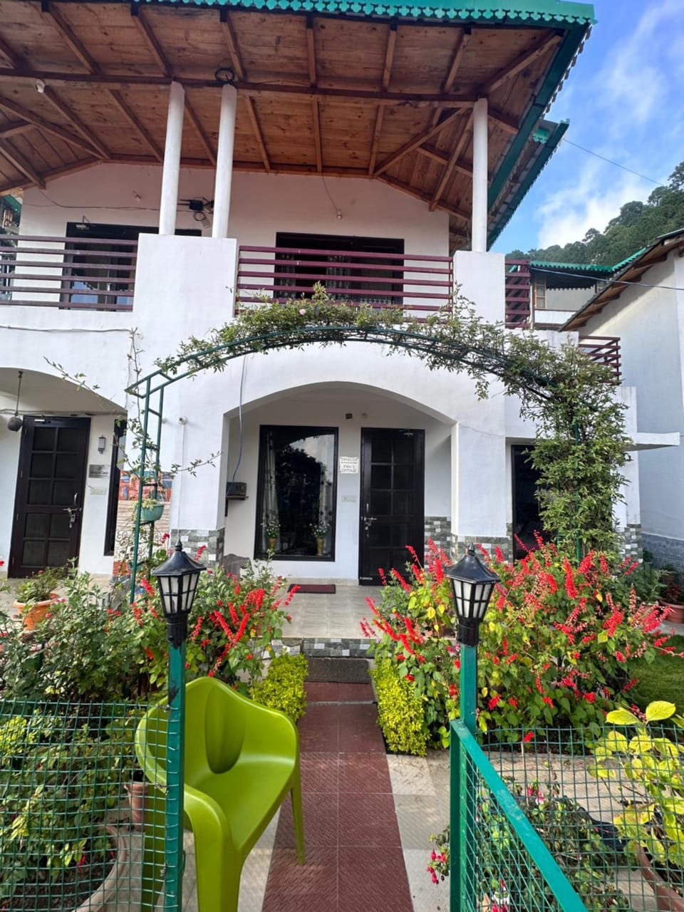 Just Naturals - Paul’s Cottage Resort in Uttarakhand