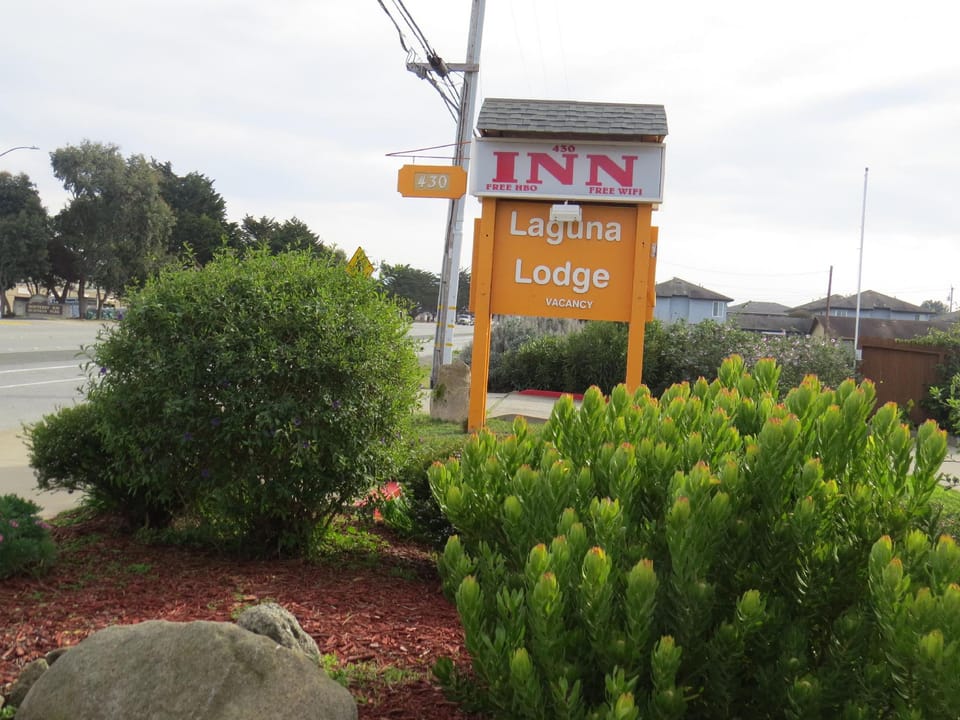 Laguna Lodge Hotel in Marina